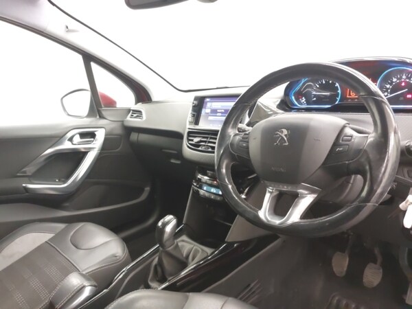 Used Peugeot 2008 2017 for sale - 76233458: Photo 18