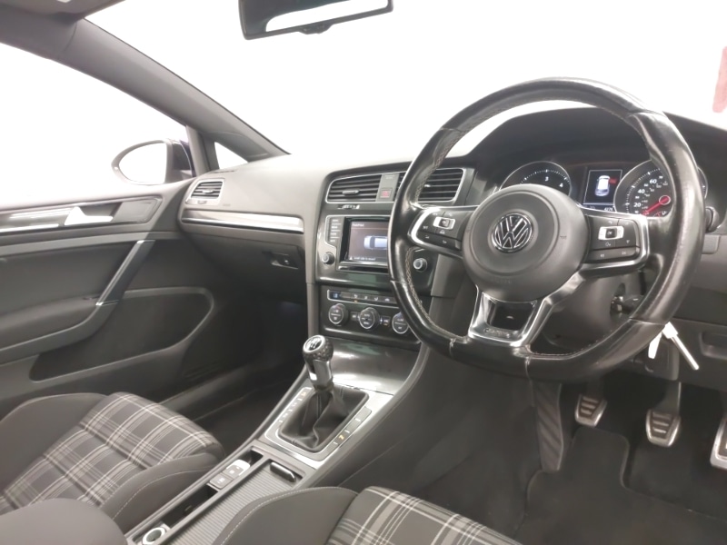 Used Volkswagen Golf 2015 for sale - 76351289: Photo 19