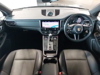 Used Porsche Macan 2021 for sale - 75675018: Photo