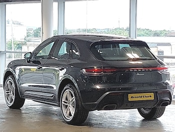 Used Porsche Macan 2021 for sale - 75675018: Photo