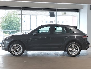 Used Porsche Macan 2021 for sale - 75675018: Photo