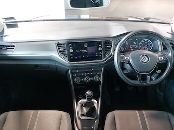 Used Volkswagen T-Roc 2018 for sale - 75413674: Photo