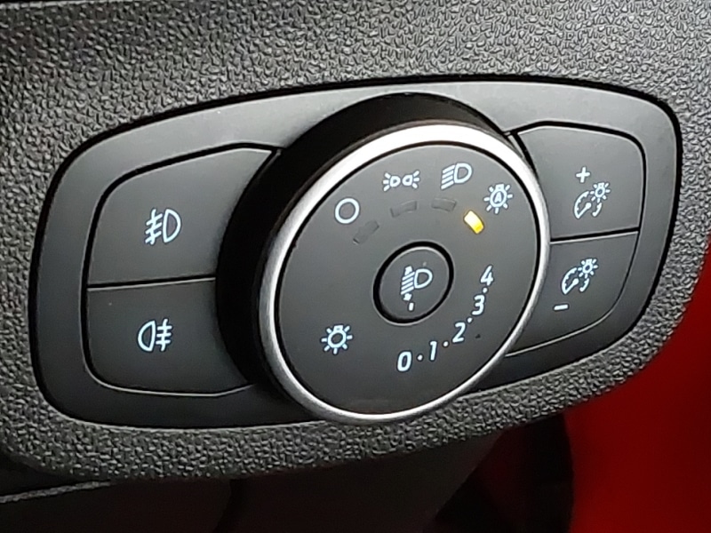 Used Ford Fiesta 2018 for sale - 76951588: Photo 18