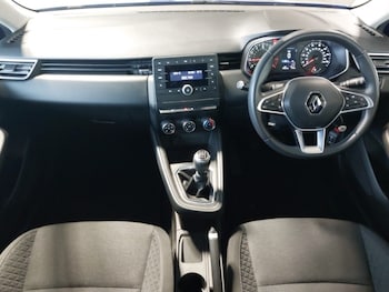 Used Renault Clio 2021 for sale - 77062563: Photo