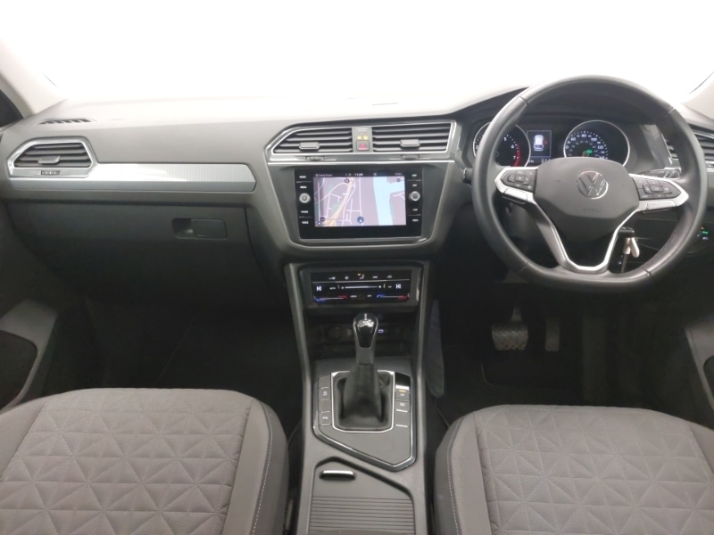 Used Volkswagen Tiguan 2020 for sale - 77228549: Photo 2
