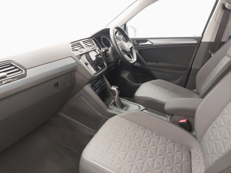 Used Volkswagen Tiguan 2020 for sale - 77228549: Photo 5