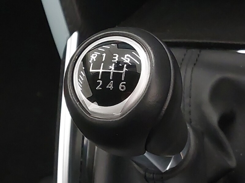 Used Mazda Mazda2 2023 for sale - 77664384: Photo 17