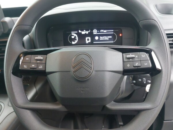 Used Citroen Berlingo 2024 for sale - 76155759: Photo 11