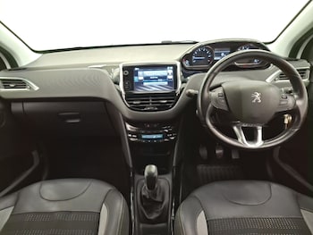 Used Peugeot 2008 2016 for sale - 79493353: Photo
