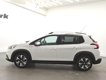 Used Peugeot 2008 2016 for sale - 79493353: Photo