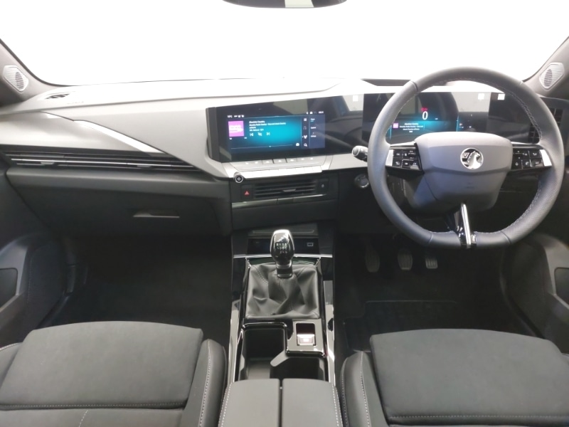 Used Vauxhall Astra 2025 for sale - 77070130: Photo 2