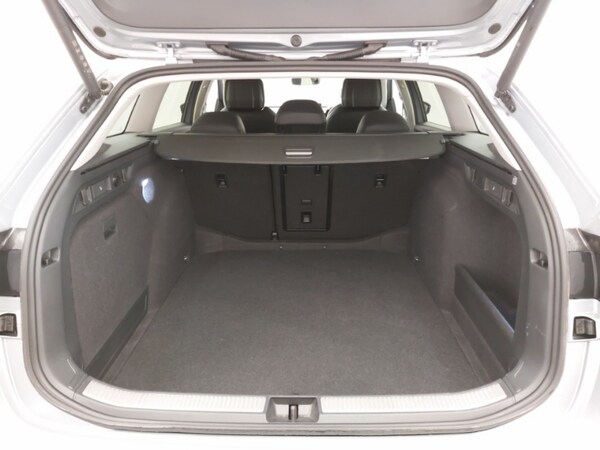 Used Skoda Superb 2024 for sale - 76071313: Photo 8