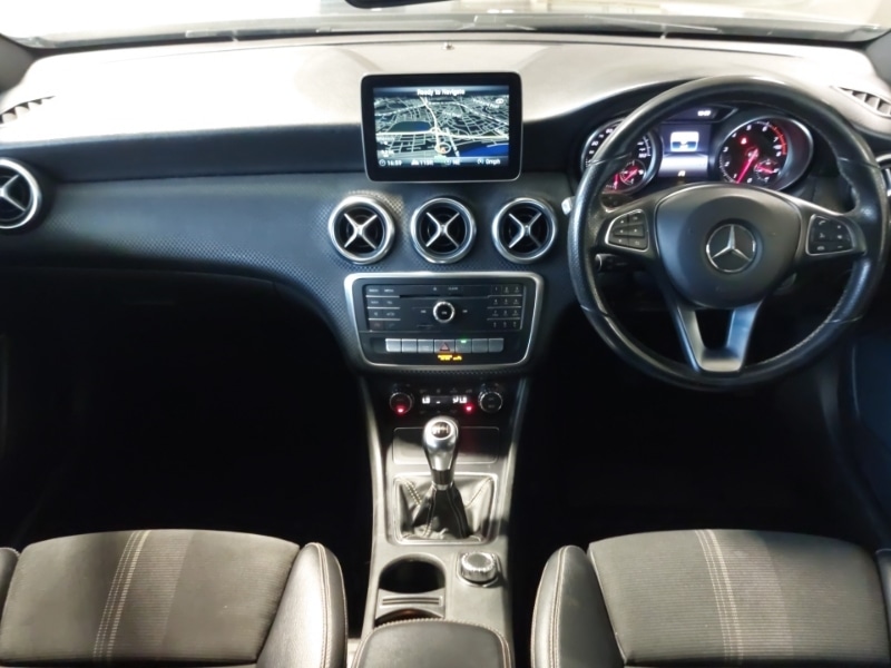 Used Mercedes-Benz A-Class 2018 for sale - 76471509: Photo 2