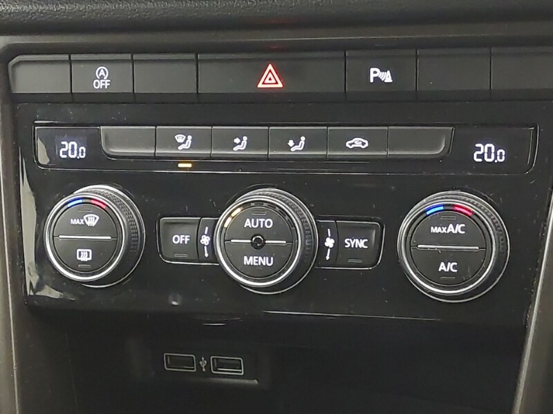 Used Volkswagen T-Roc 2019 for sale - 77585190: Photo 16