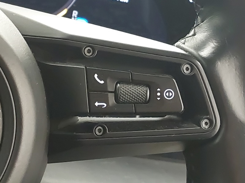 Used Porsche Taycan 2021 for sale - 77922455: Photo 14