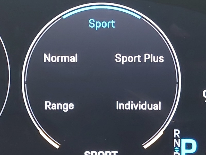 Used Porsche Taycan 2021 for sale - 77922455: Photo 15