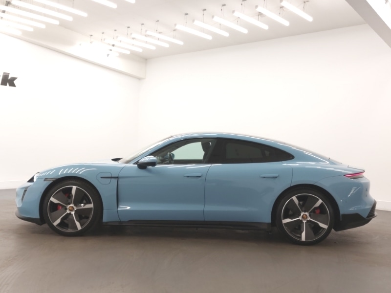Used Porsche Taycan 2021 for sale - 77922455: Photo 4