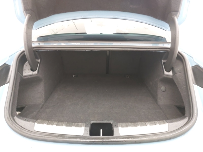 Used Porsche Taycan 2021 for sale - 77922455: Photo 8