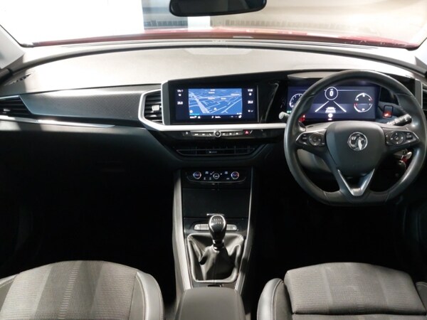 Used Vauxhall Grandland 2023 for sale - 76144809: Photo 2