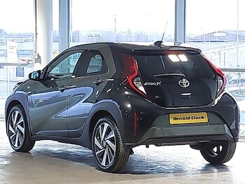 Used Toyota Aygo X 2022 for sale - 77767335: Photo