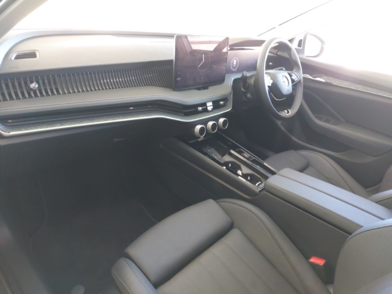 Used Skoda Superb 2024 for sale - 76071343: Photo 5