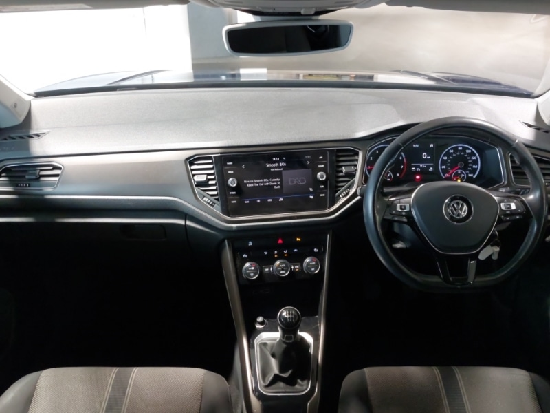 Used Volkswagen T-Roc 2018 for sale - 77664024: Photo 2