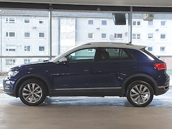Used Volkswagen T-Roc 2018 for sale - 77664024: Photo