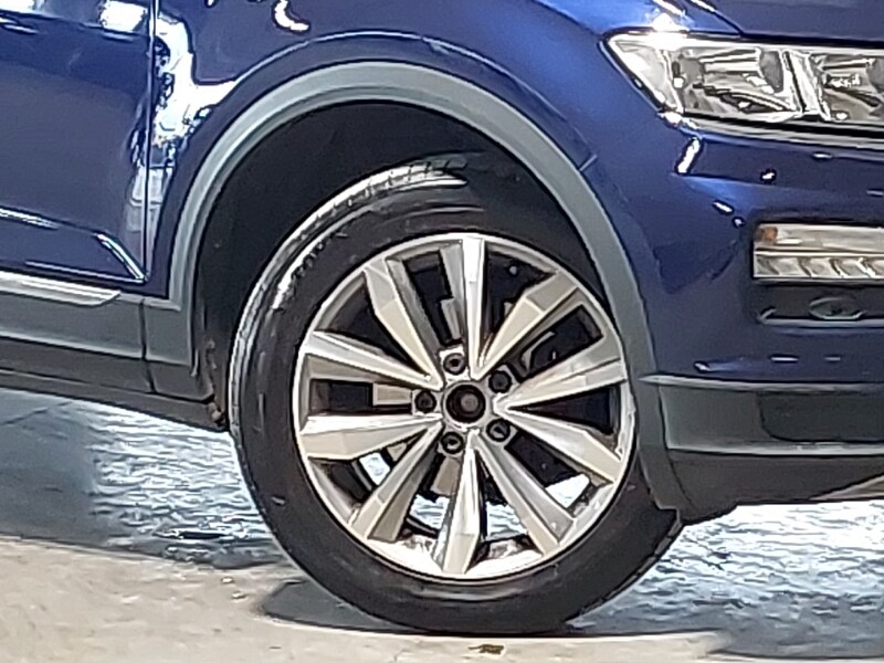 Used Volkswagen T-Roc 2018 for sale - 77664024: Photo 9