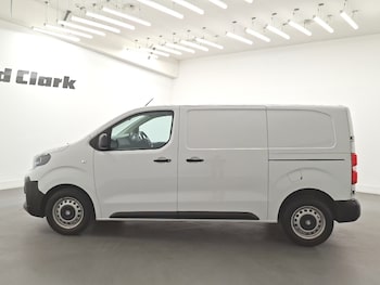 Used Vauxhall Vivaro 2024 for sale - 79447605: Photo