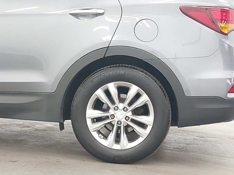 Used Hyundai Santa Fe 2017 for sale - 78046440: Photo 12