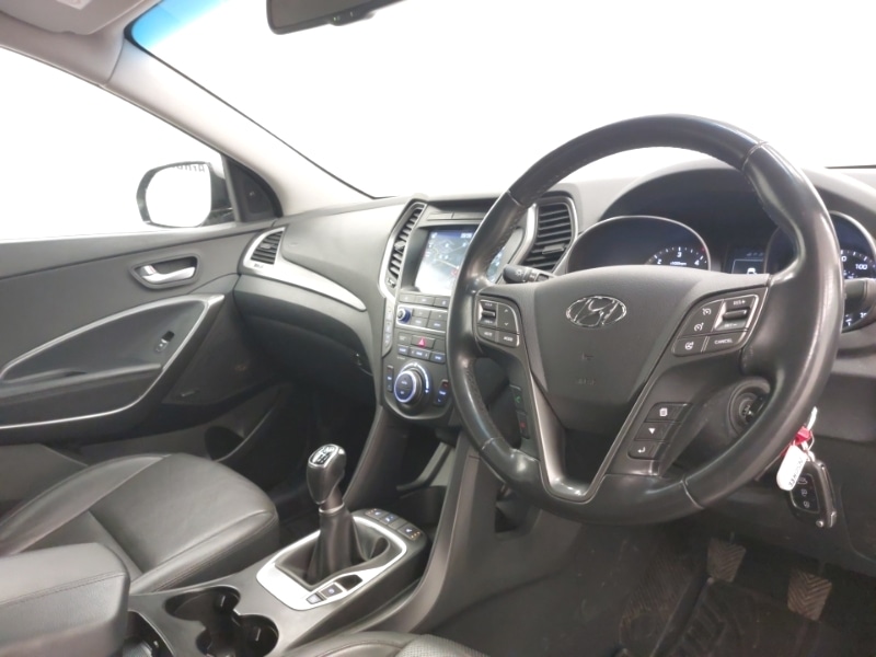 Used Hyundai Santa Fe 2017 for sale - 78046440: Photo 19