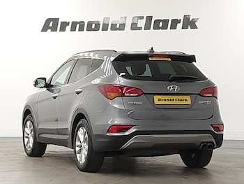 Used Hyundai Santa Fe 2017 for sale - 78046440: Photo