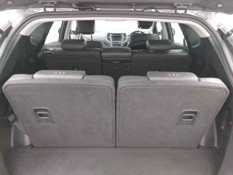 Used Hyundai Santa Fe 2017 for sale - 78046440: Photo 8