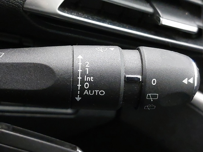 Used Peugeot 3008 2018 for sale - 76864628: Photo 16