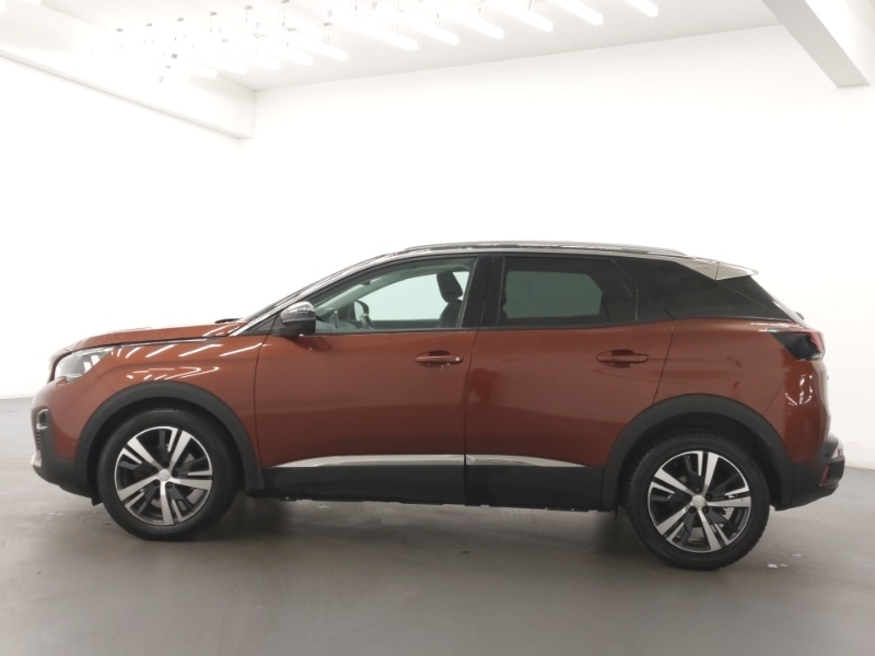 Used Peugeot 3008 2018 for sale - 76864628: Photo 4