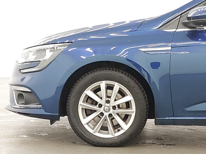 Used Renault Megane 2018 for sale - 76233346: Photo 12