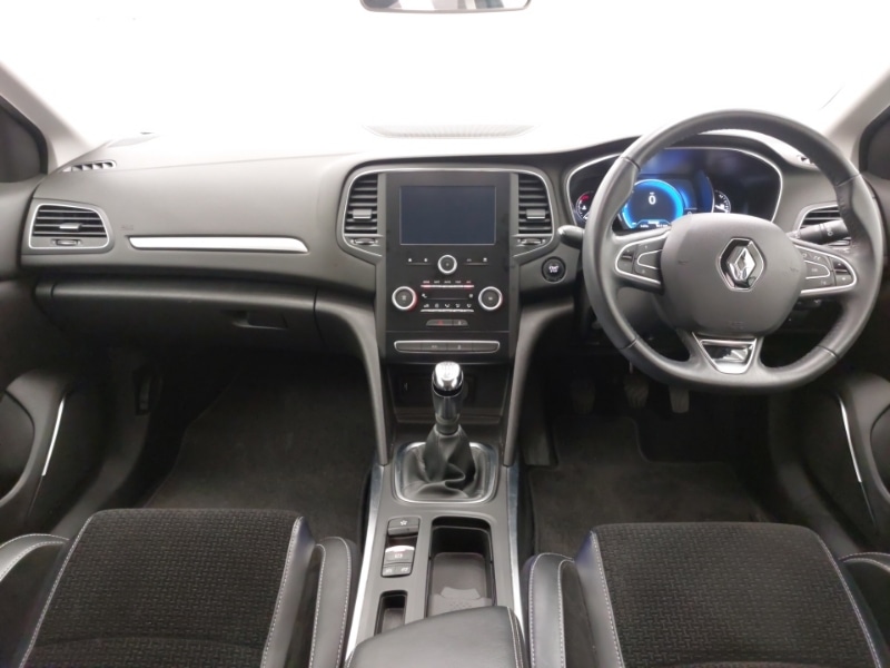 Used Renault Megane 2018 for sale - 76233346: Photo 2