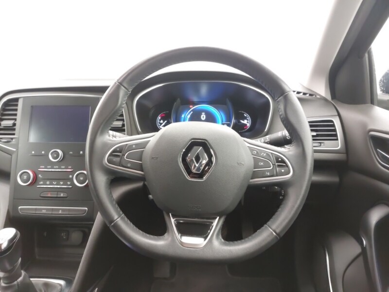 Used Renault Megane 2018 for sale - 76233346: Photo 7