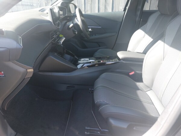 Used Peugeot 208 2025 for sale - 76321238: Photo 5