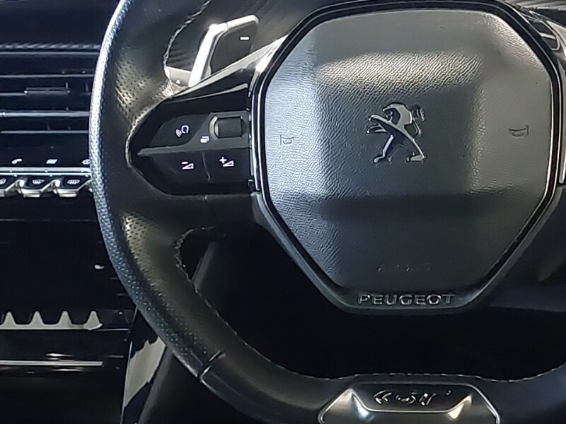 Used Peugeot 208 2020 for sale - 77702253: Photo 10