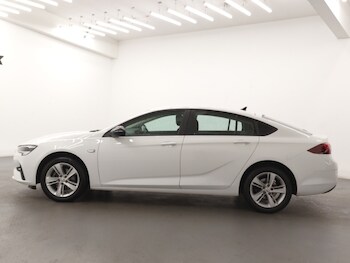 Used Vauxhall Insignia 2020 for sale - 76169785: Photo