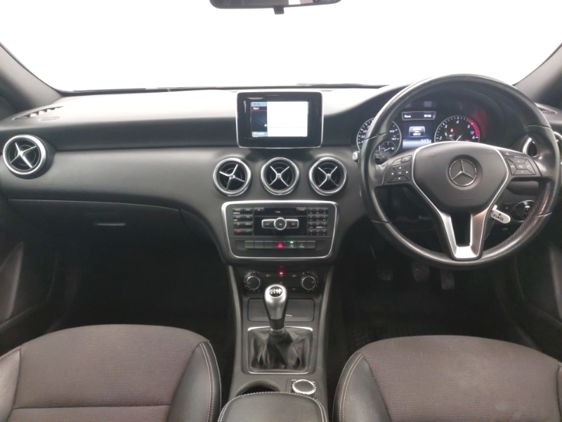 Used Mercedes-Benz A-Class 2015 for sale - 78183754: Photo 2