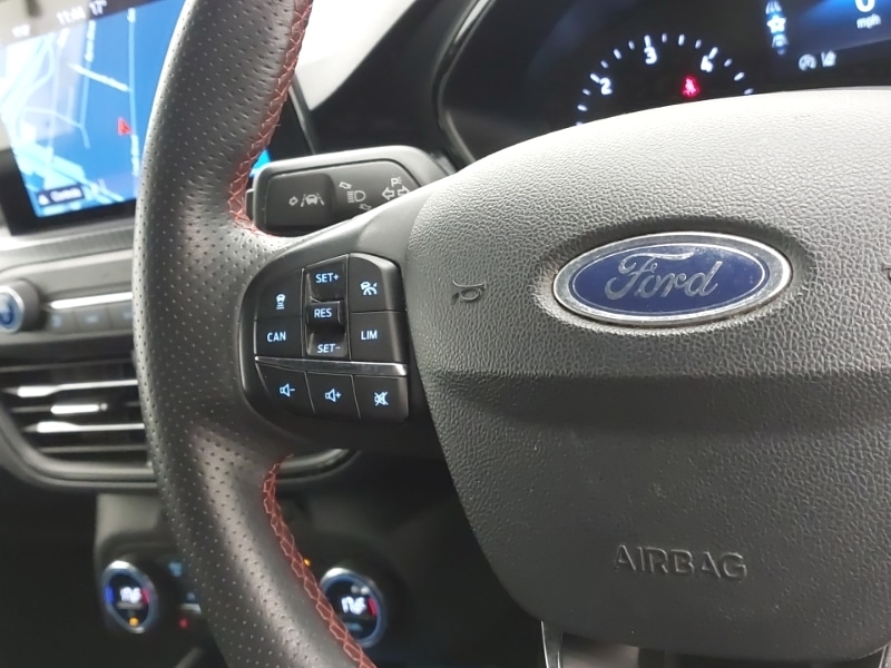 Used Ford Focus 2019 for sale - 76639327: Photo 11