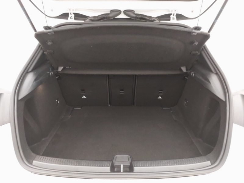 Used Mercedes-Benz A-Class 2018 for sale - 77265411: Photo 8