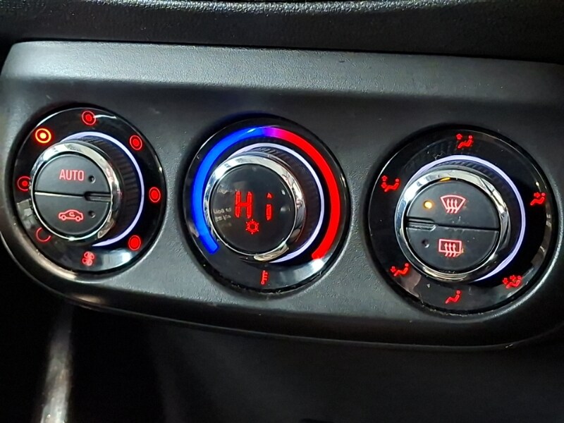 Used Vauxhall ADAM 2015 for sale - 78151390: Photo 13