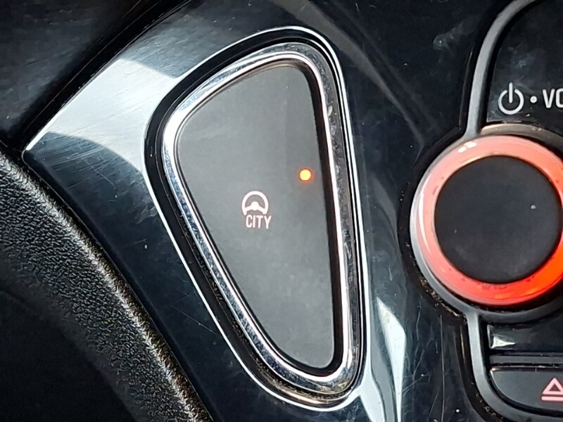 Used Vauxhall ADAM 2015 for sale - 78151390: Photo 15