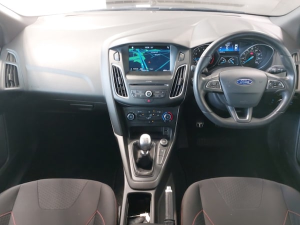 Used Ford Focus 2018 for sale - 76225805: Photo 2