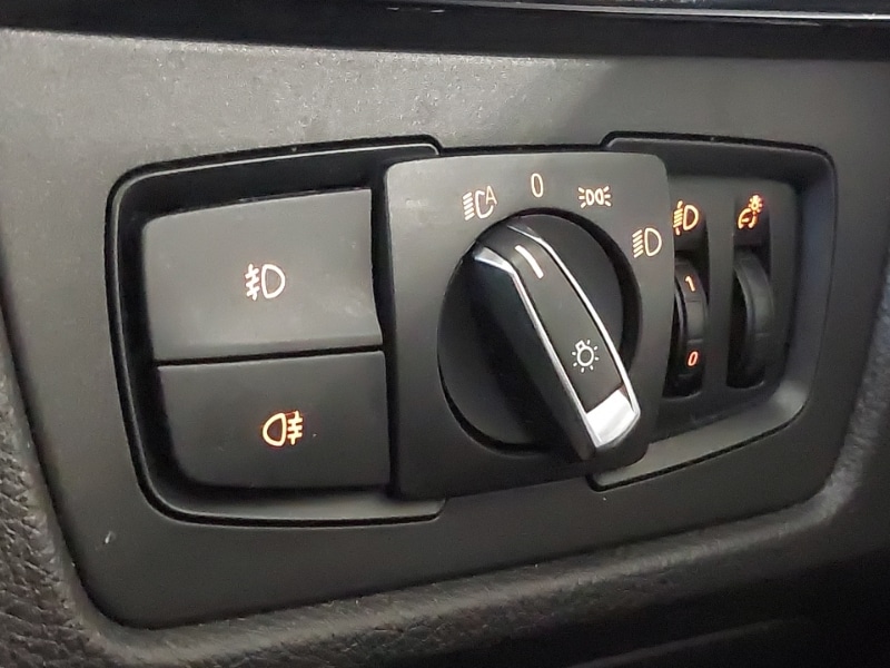 Used BMW 3 Series 2018 for sale - 77252138: Photo 17