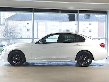 Used BMW 3 Series 2018 for sale - 77252138: Photo