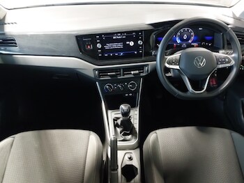 Used Volkswagen Polo 2023 for sale - 77933418: Photo